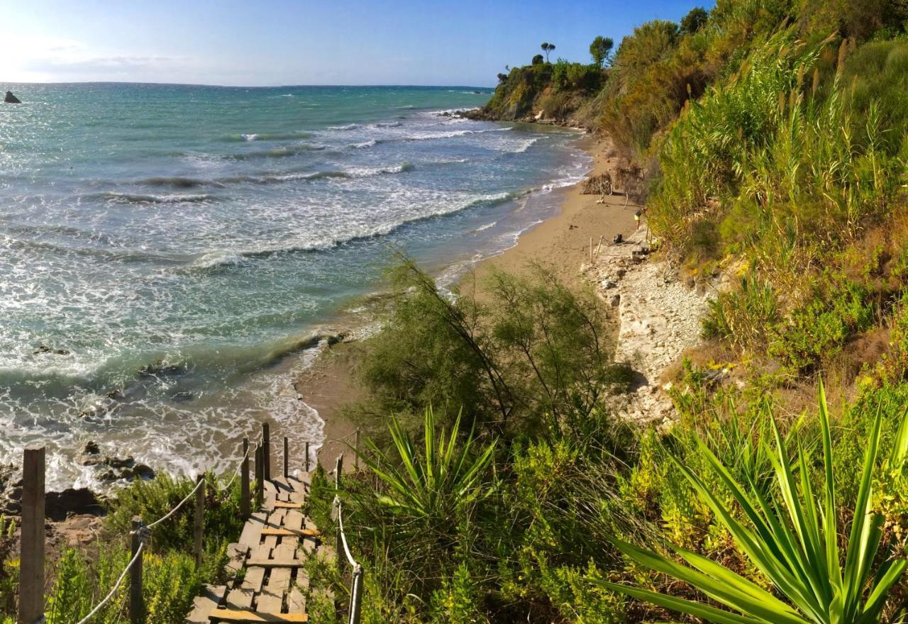 Blue Sky Cottage, Kanouli Beach Halikounas Luaran gambar